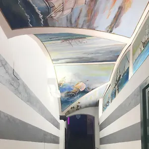 rezervați aici